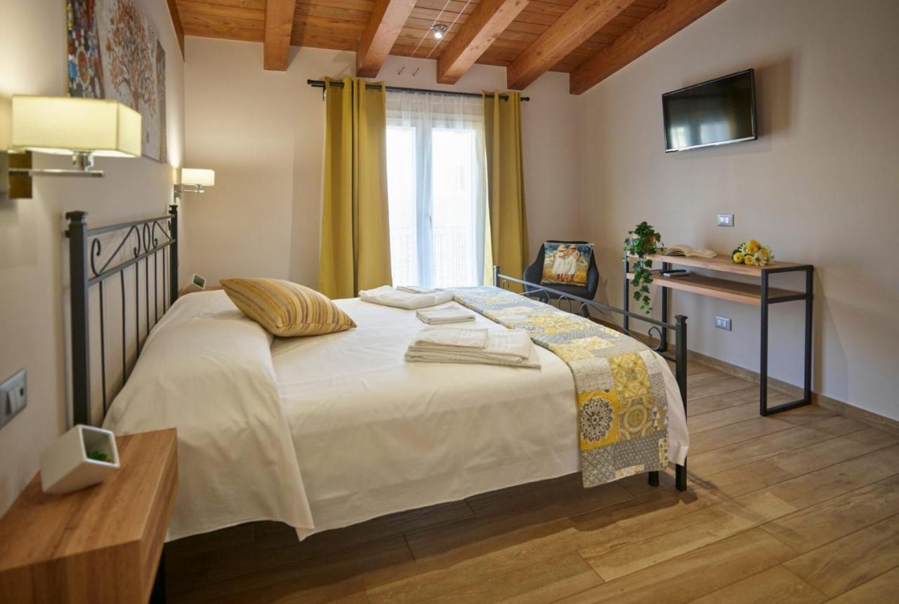 Il Beccaria Relais B&B Fondi Exterior photo